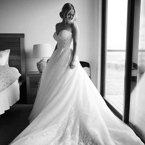 Ally wearing a Chloe and Kelsey combination design