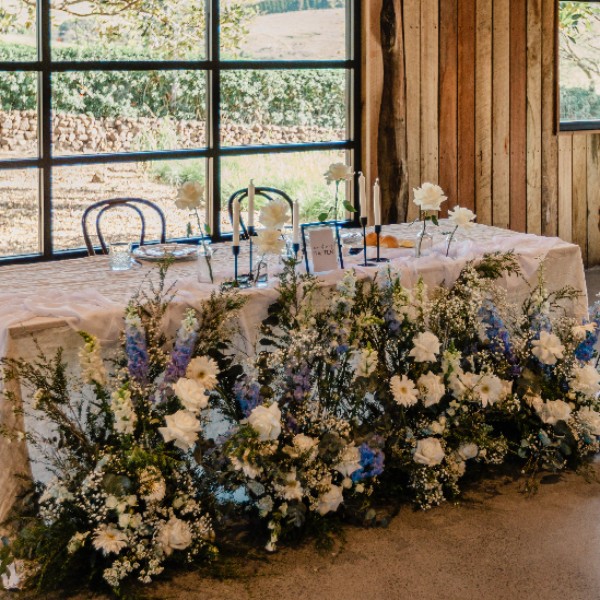 Lovers Table Flower Clouds