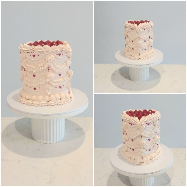 Lambeth Heart 6 inch