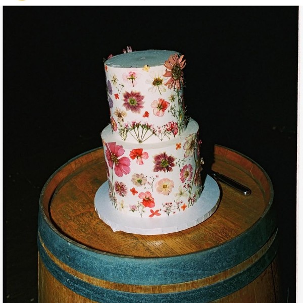 Edible Pressed Flower Cake 6 and 8 inch