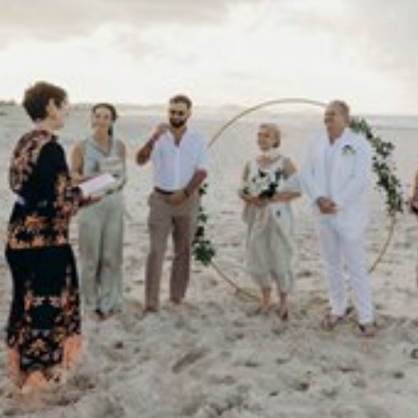 Intimate Gold Coast Beach Elopement with Ceremonies by Sacha.  Image by Sarah Couturier