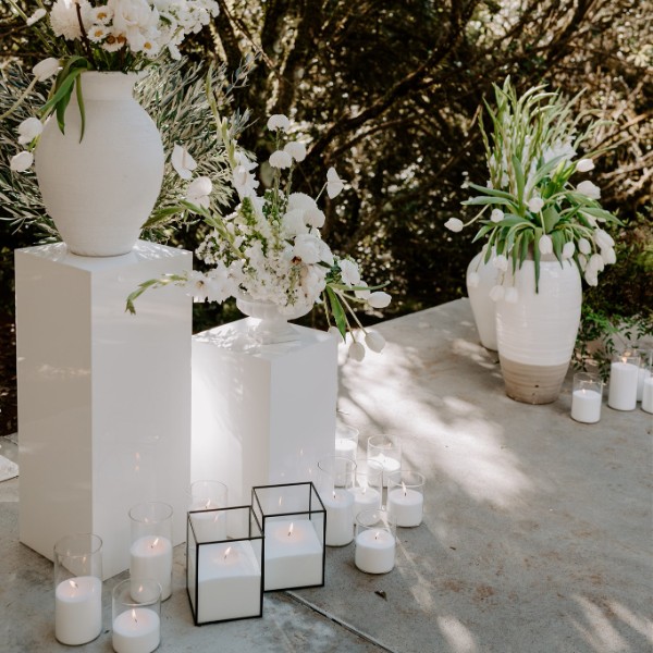 Chameleon Sand Candle floor arrangement