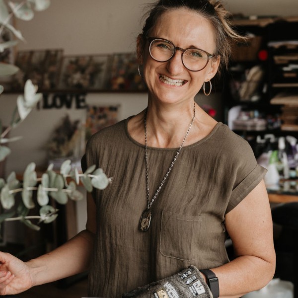 Hand soldering frames