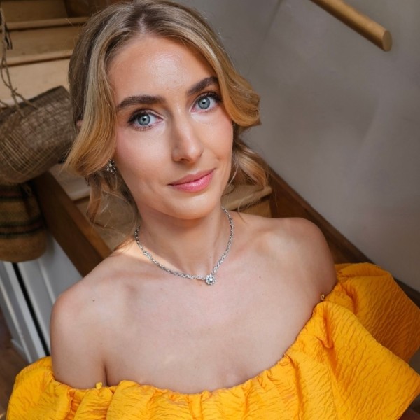 Bridesmaid HMU by Crew Faced