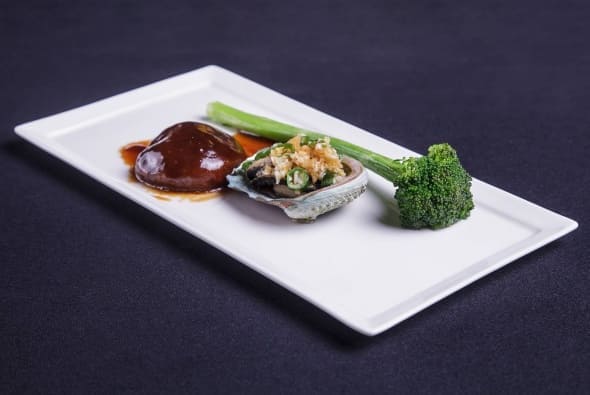 Whole Abalone with Shiitake Mushroom