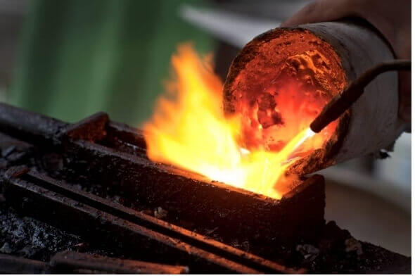 Making bar gold for the next DDS ring.