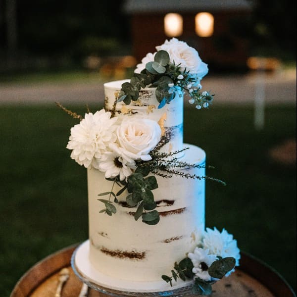 semi naked buttercream wedding cake_Deelish Cake Creations