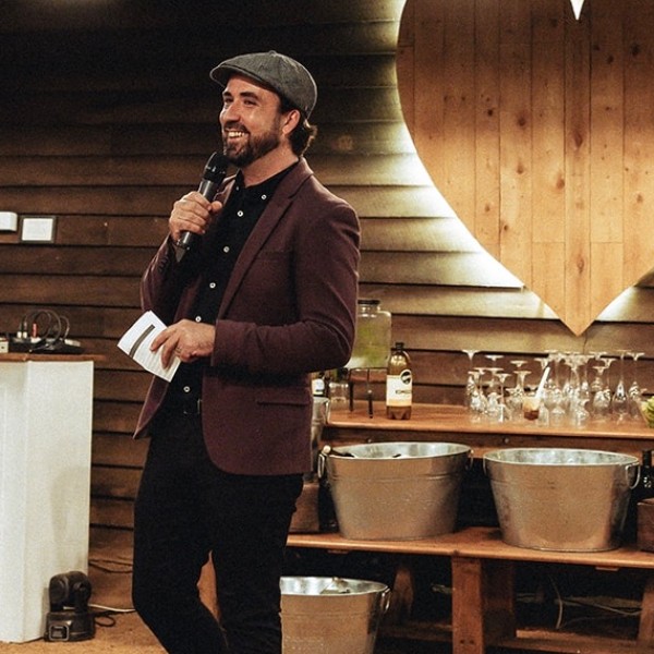 WEDDING DJ & MC LEVI RYAN