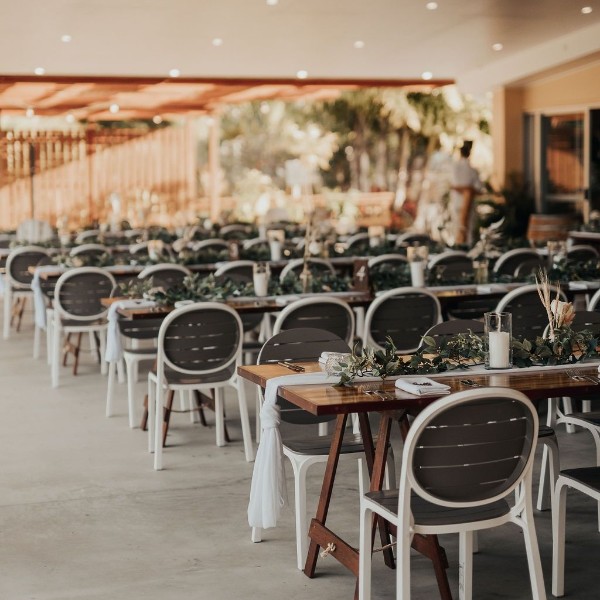 Reception & Earlando Furniture - Simon & Teharnee #Vickimillerphotography