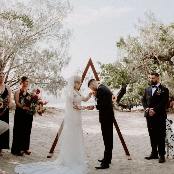 Taylor & Adrian - Kelsie Waller Photography