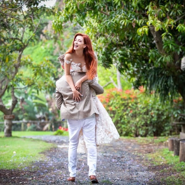 Fun wedding photography