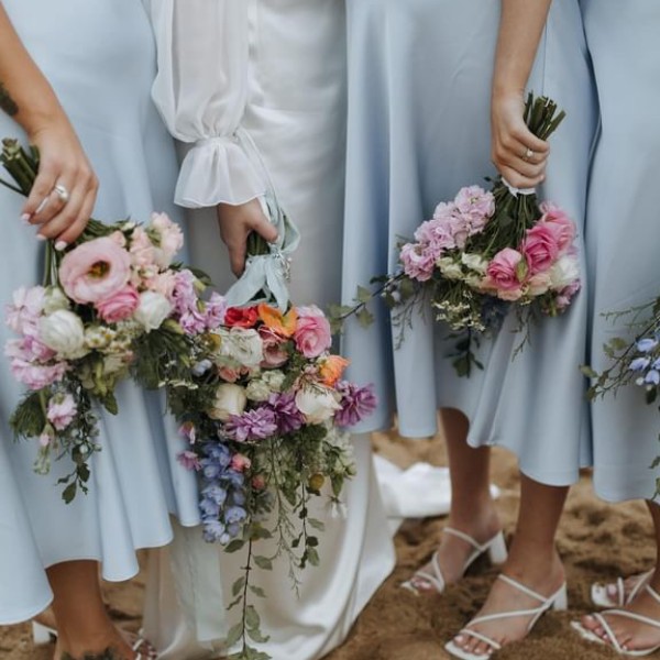 Julia & Jordan's winters day wedding