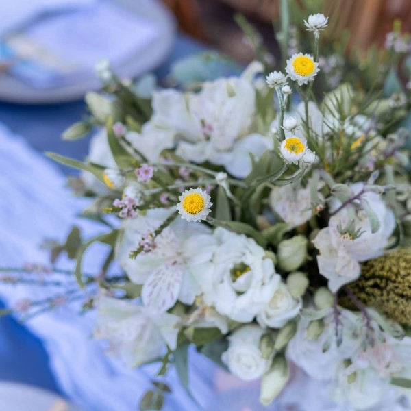 Summer table centre pieces