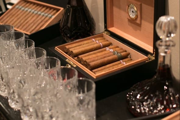 Cigar Bar