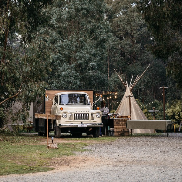 Farrah the Bedford at a festival wedding - Happy Camper Pizza