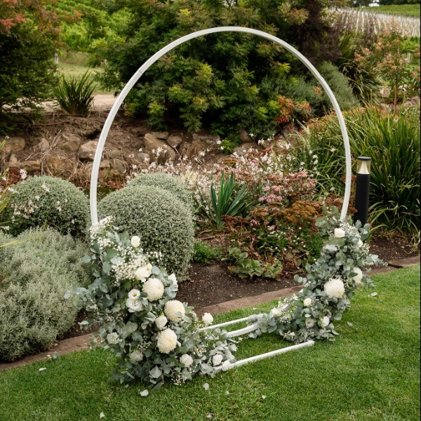 Rustic halo ceremony