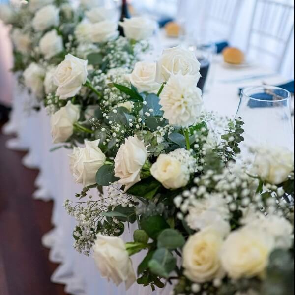 White fluffy bridal table