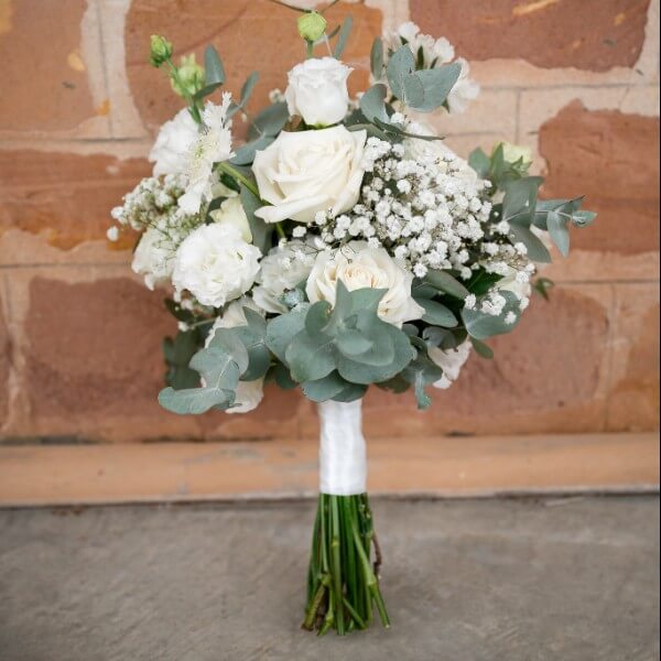 Classic bouquet - roses, lisianthus, gypsophila and gum
