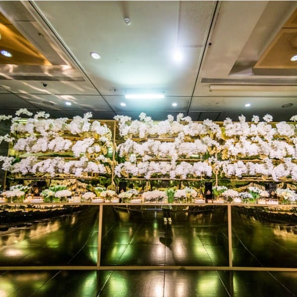 spectacular bridal table