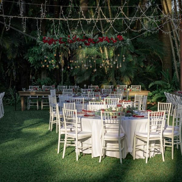 The magic of dining under the night sky