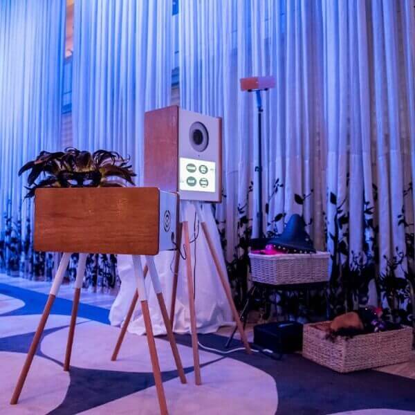 JJK ENTERTAINMENT  SNAP BOOTH HIRE