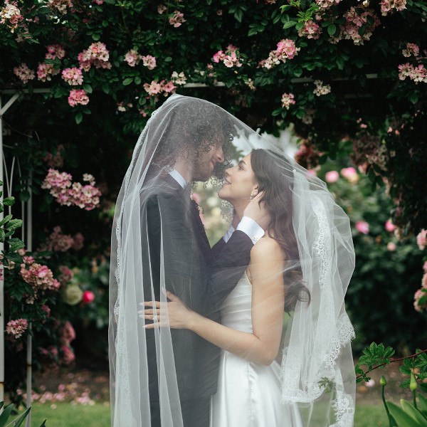 Daly Waters Rose-Garden Arch