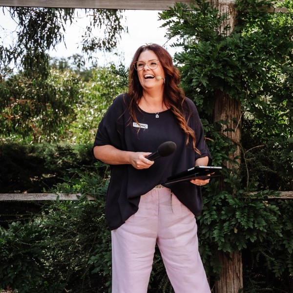 Kate Ritchie Celebrant