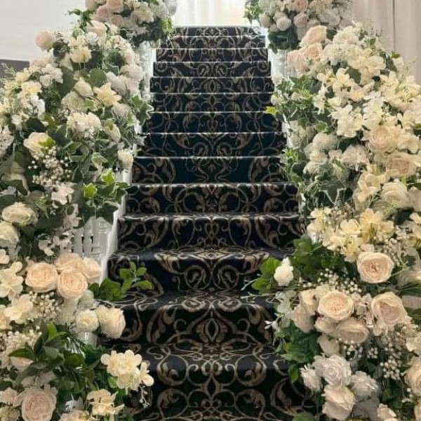 Styling on this beautiful staircase.