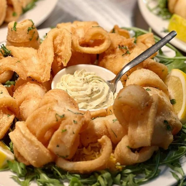 Salt & Pepper Calamari Starter