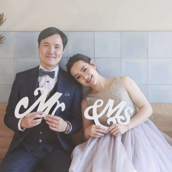 Effortless bridal hair and makeup look