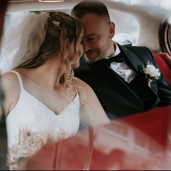 Paddy and  Kimberley. By Shannon Stent Images