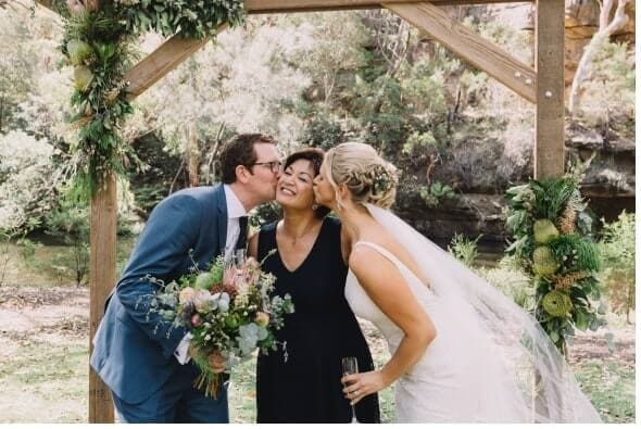 Such love! I'm not meaning for me, but there was so much love and sentiment at Sarah & Cormac's wedding ceremony. I mean, lots of emotion embracing us