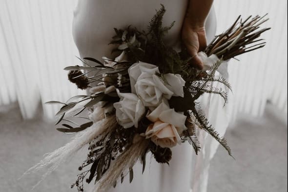 Bridal bouquet by Lilly & Lotus