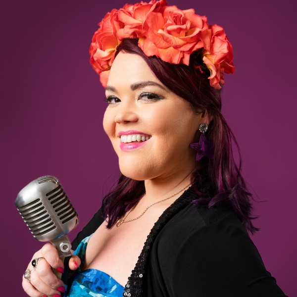 Katie Elle Jackson- Singer, Pianist, MC, Dancing Queen!