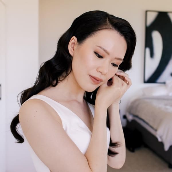 Bride, Huyen. Photographed by Perla Photography.