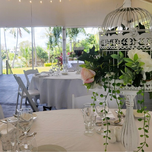 Mercure Townsville - Plantation Decking