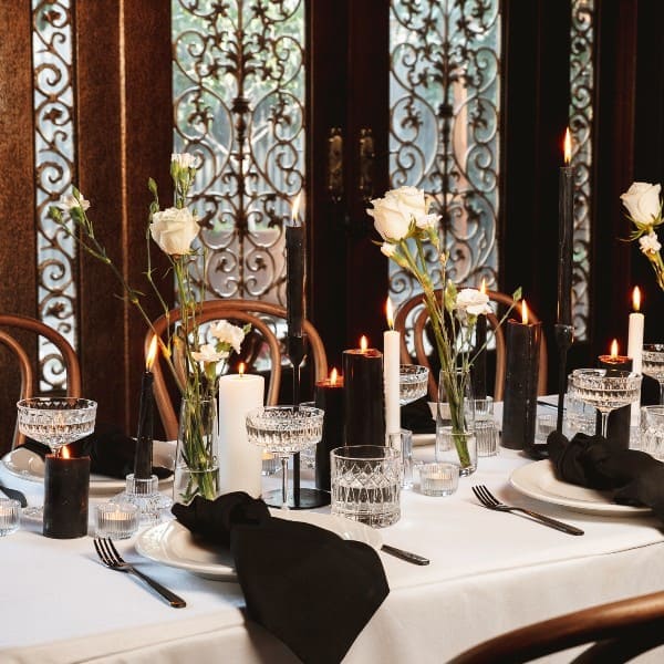 MIRRA - Black + White Set