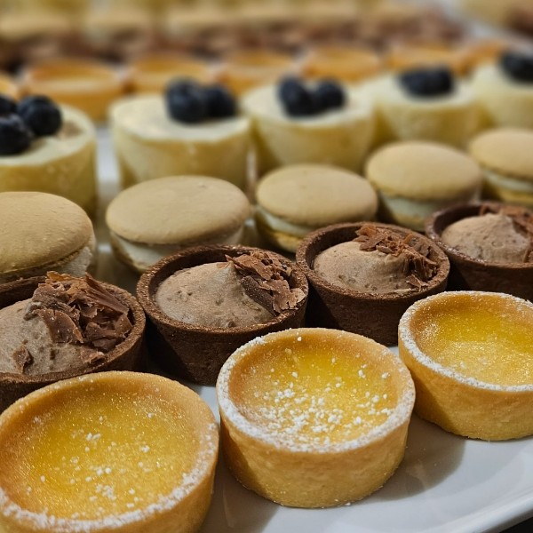 PETIT DESSERTS