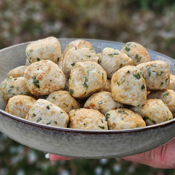 THAI CHICKEN MEATBALLS