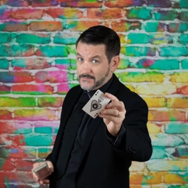 Nik Reeds - Magician