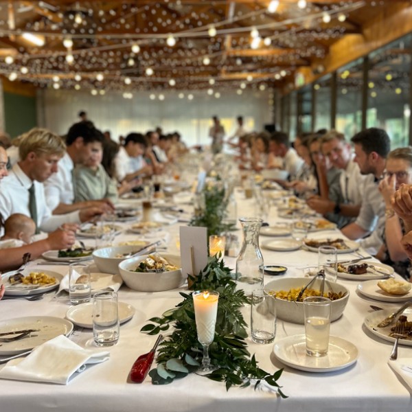 Shared meal wedding at the Willunga Gold Club