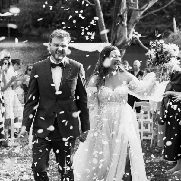 wedding couple leaving the church