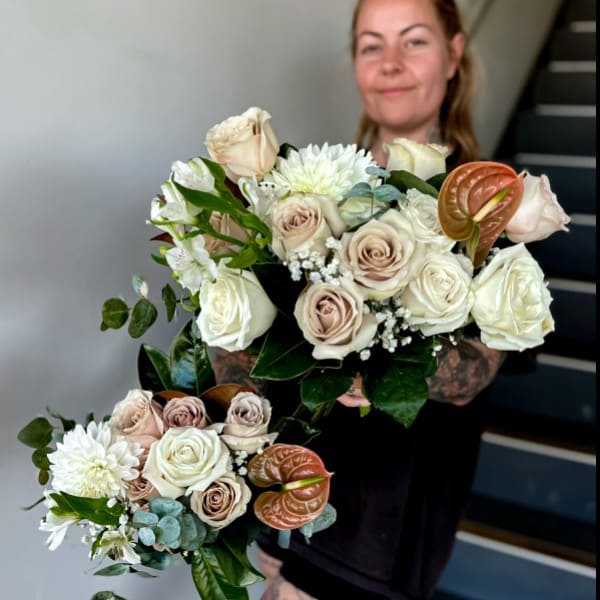 Toffee and white bouquet