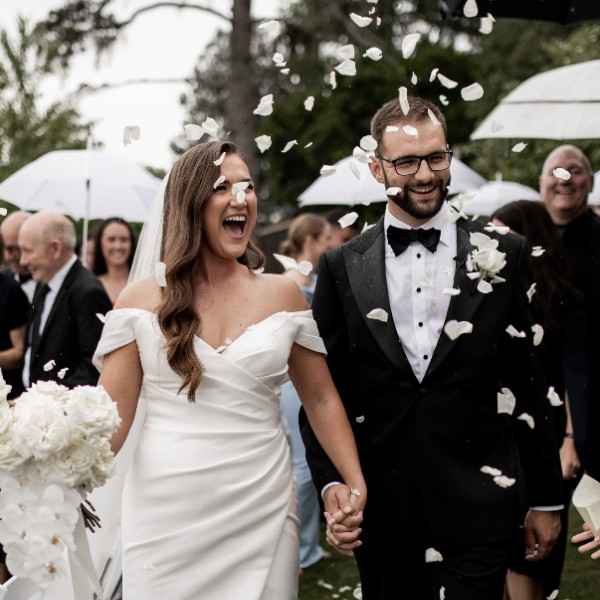 Mikaela & Nathan at Mount Lofty Estate
