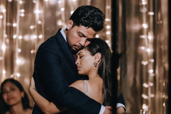 Intimate first dance - WOW