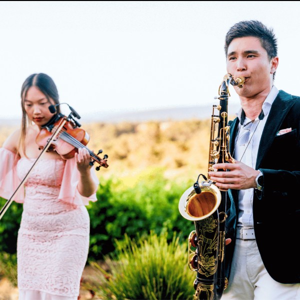Wills Domain Wedding Saxophone