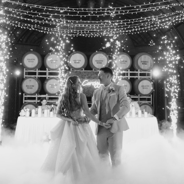 Serafino Courtyard Dancefloor