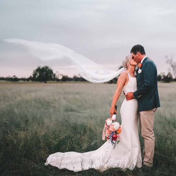 That perfect veil toss ? Amy's Maid of Honour nailing the art of the veil flick!