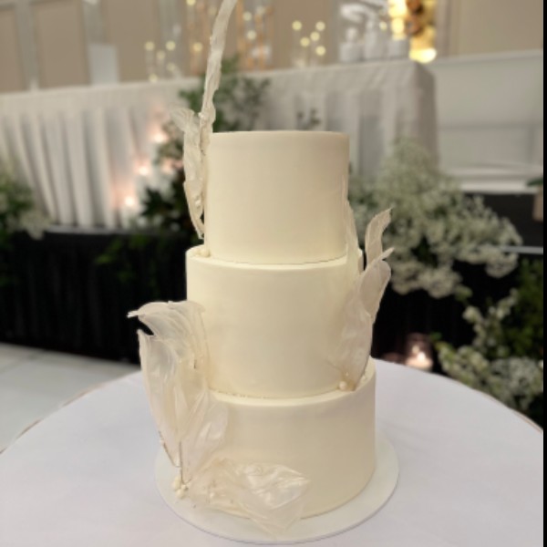 Rice paper wedding cake