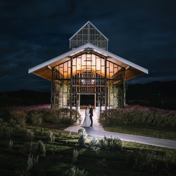 Tamara & Sebastian at Kooroomba Lavendar Farm